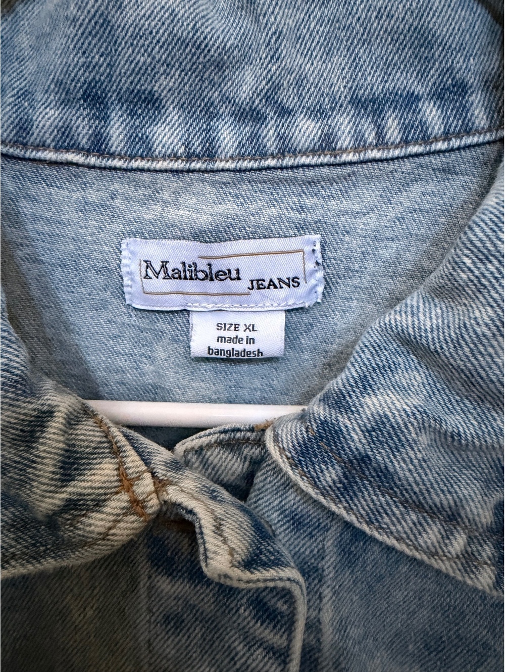 Malibleu Jeans light-wash acid-wash denim jacket - Picture 2 of 5